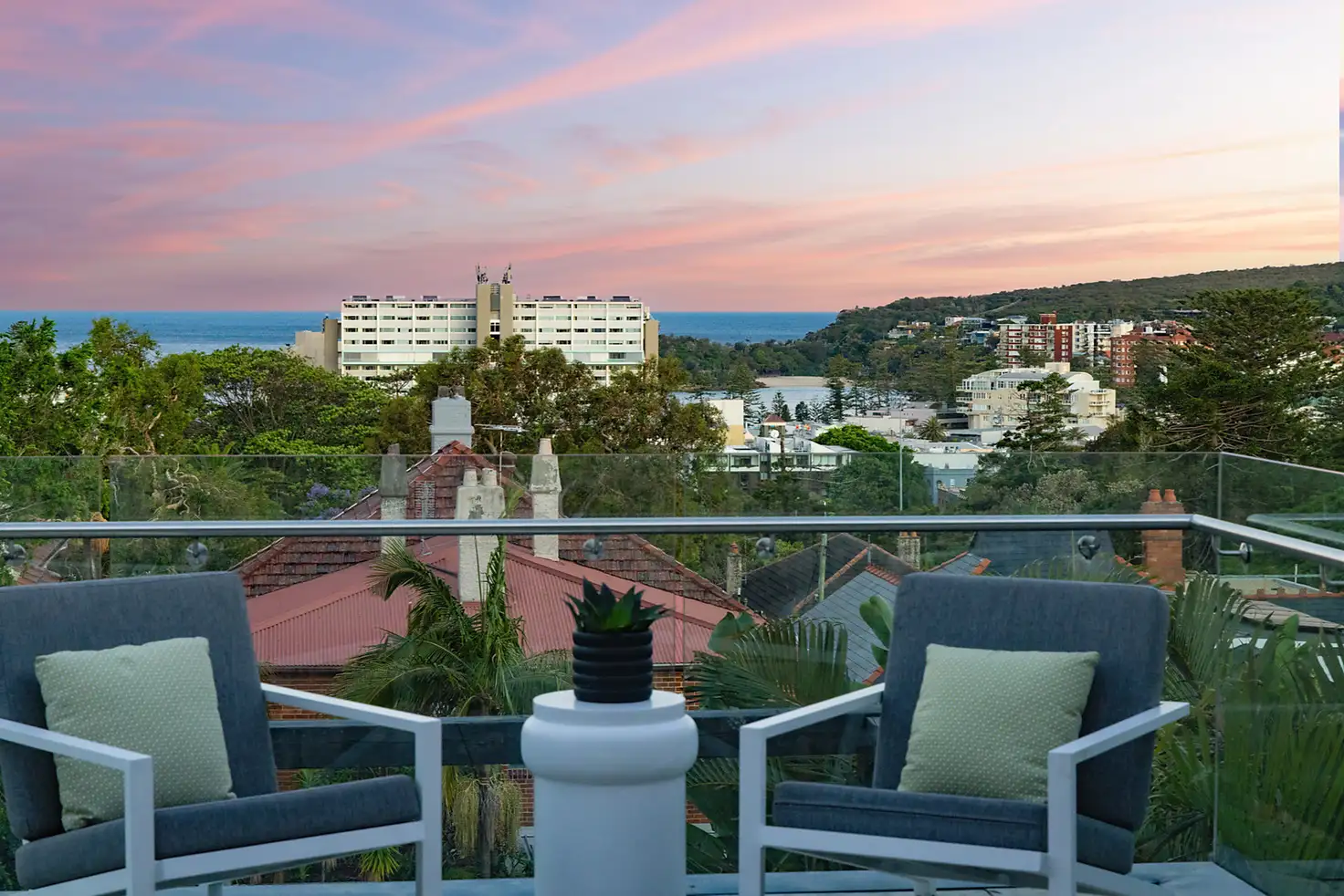 Main view of Homely house listing, 10 Parkview Road, Fairlight NSW 2094