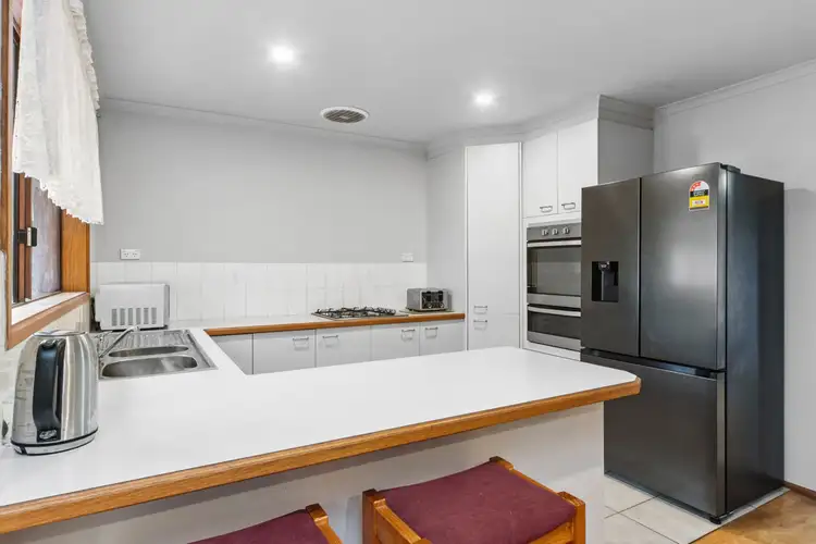 Fifth view of Homely house listing, 10 Stable Grove, Skye VIC 3977