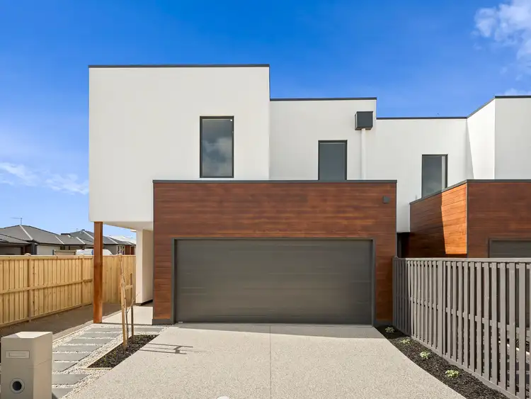 15 Casuarina Walk, Mount Duneed VIC 3217