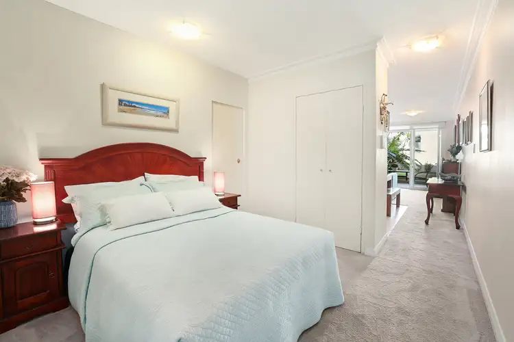 Third view of Homely apartment listing, 4/1 Greycliffe Street, Queenscliff NSW 2096