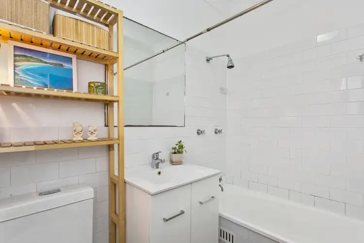 Fourth view of Homely apartment listing, 3/9-11 Waine Street, Freshwater NSW 2096