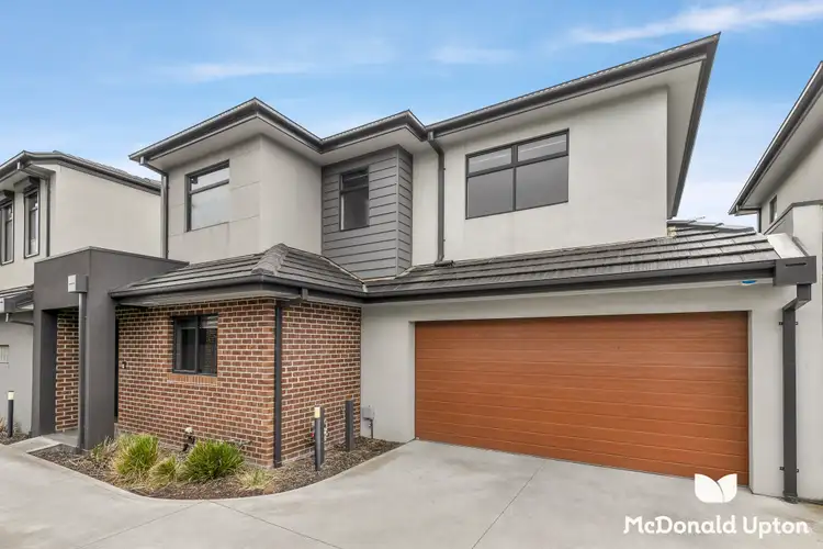 2/4 Birch Avenue, Tullamarine VIC 3043