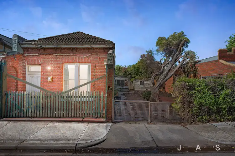 37 Castlemaine Street, Yarraville VIC 3013