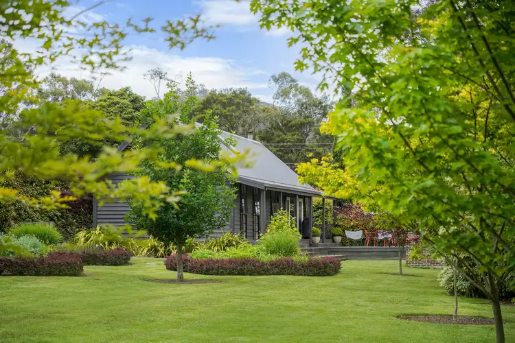 171 Waterfalls Road, Mount Macedon VIC 3441