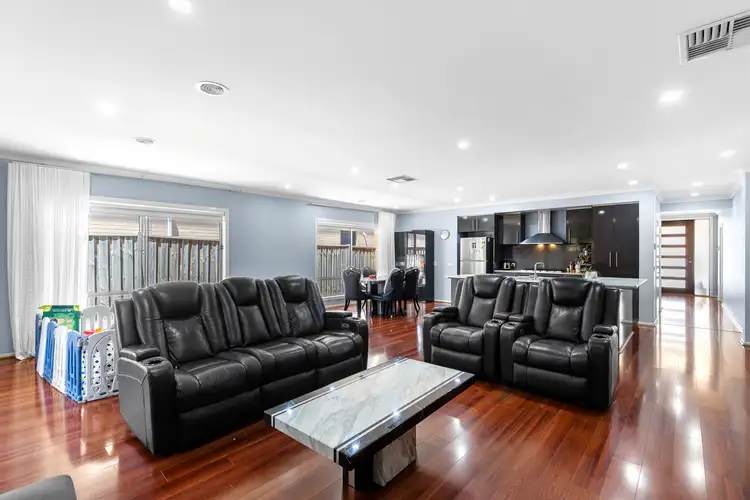 Fourth view of Homely house listing, 15 Sanctuary Lakes E Boulevard, Sanctuary Lakes VIC 3030