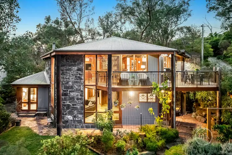 4 Highpoint Crescent