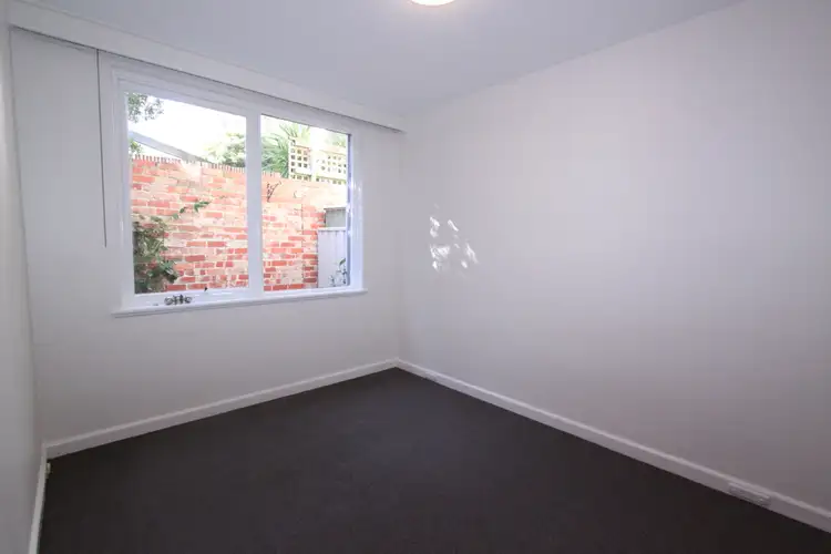 Fourth view of Homely flat listing, 4/35 Jackson Street, St Kilda VIC 3182