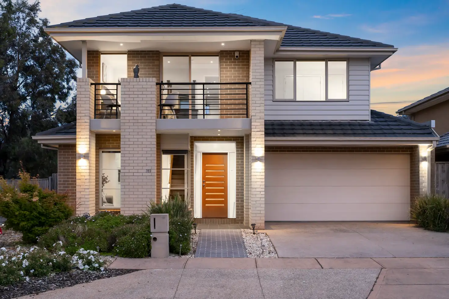 Main view of Homely house listing, 39 Sanctuary Lakes E Boulevard, Sanctuary Lakes VIC 3030