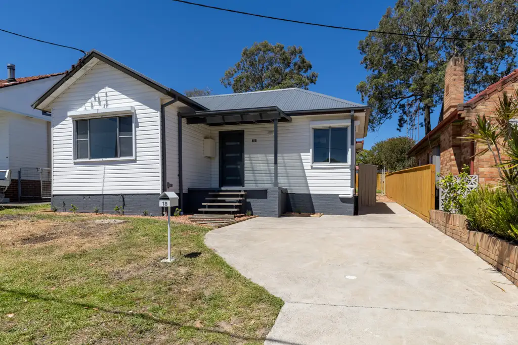 Main view of Homely house listing, 18 Stephens Avenue, Glendale NSW 2285