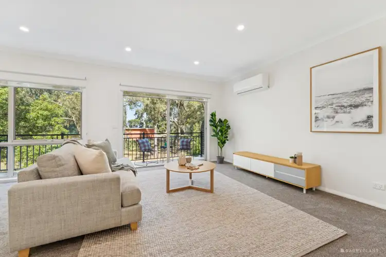 27/1 Bellevue Avenue, Doncaster East VIC 3109