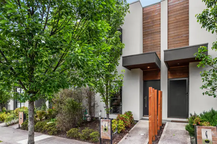 115 Waterhaven Boulevard, Point Cook VIC 3030