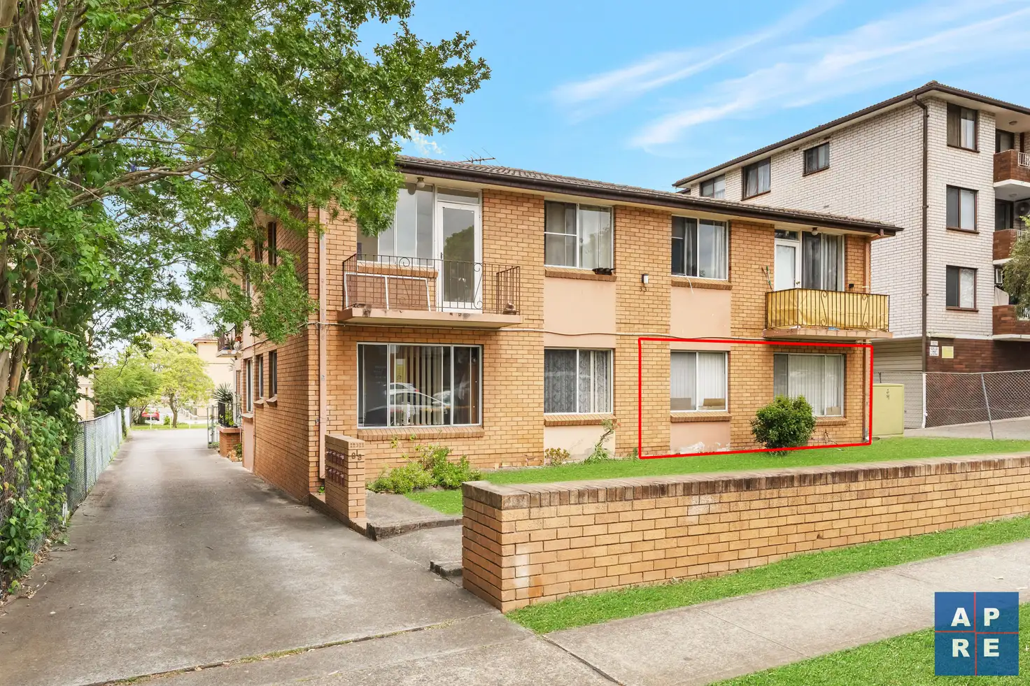 Main view of Homely unit listing, 2/33 York Street, Fairfield NSW 2165