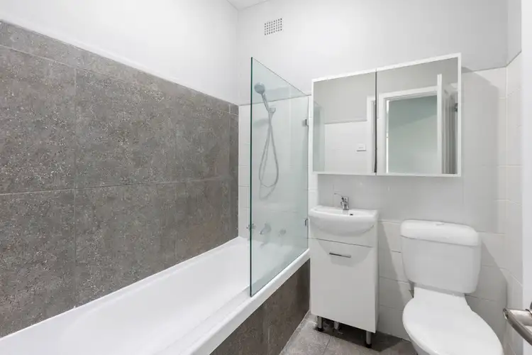 Fourth view of Homely house listing, 6 Balmoral Drive, Cambridge Park NSW 2747