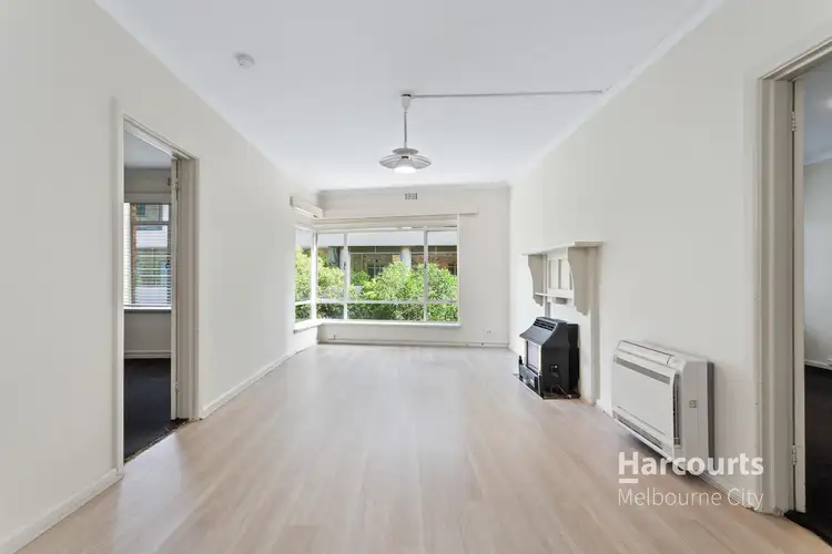 Fifth view of Homely apartment listing, 8/485 St Kilda Road, Melbourne VIC 3000