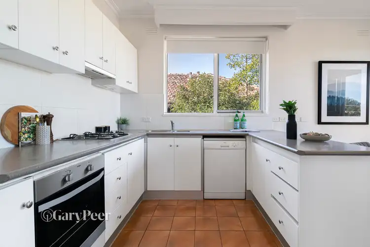 Sixth view of Homely apartment listing, 2/656 Inkerman Road, Caulfield North VIC 3161