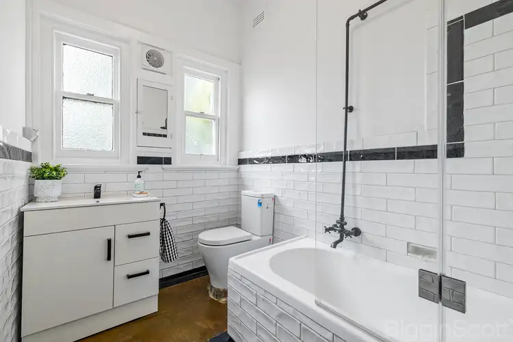 Fifth view of Homely apartment listing, 1/158 Chapel Street, St Kilda VIC 3182