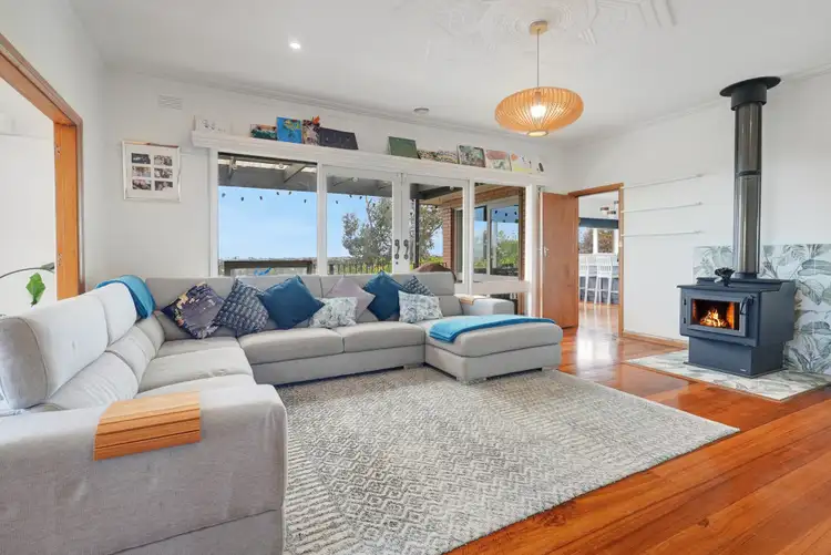 Second view of Homely house listing, 10 Edgecombe Street, Hamlyn Heights VIC 3215