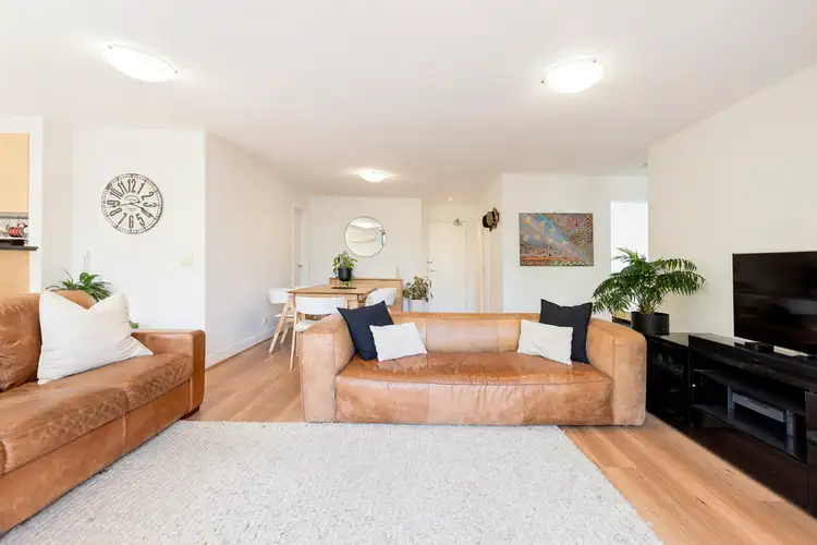 8/219 Dandenong Road, Prahran VIC 3181