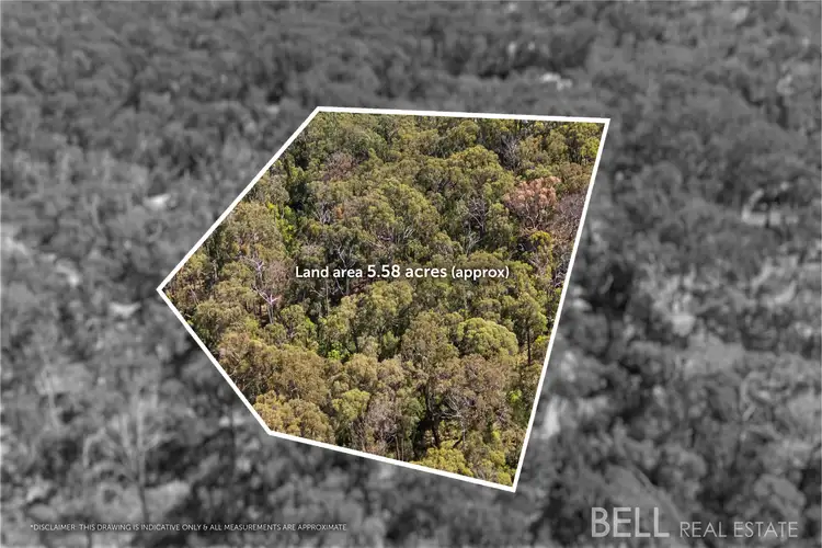 16 Mountain Crescent, Montrose VIC 3765