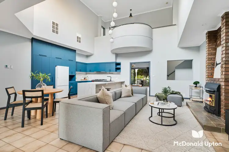 Fifth view of Homely house listing, 8 Henshaw Court, Greenvale VIC 3059