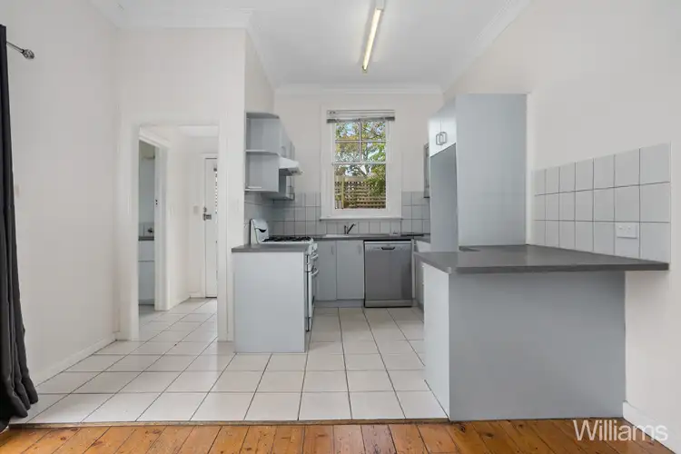 Fourth view of Homely house listing, 2 Effingham Road, Newport VIC 3015