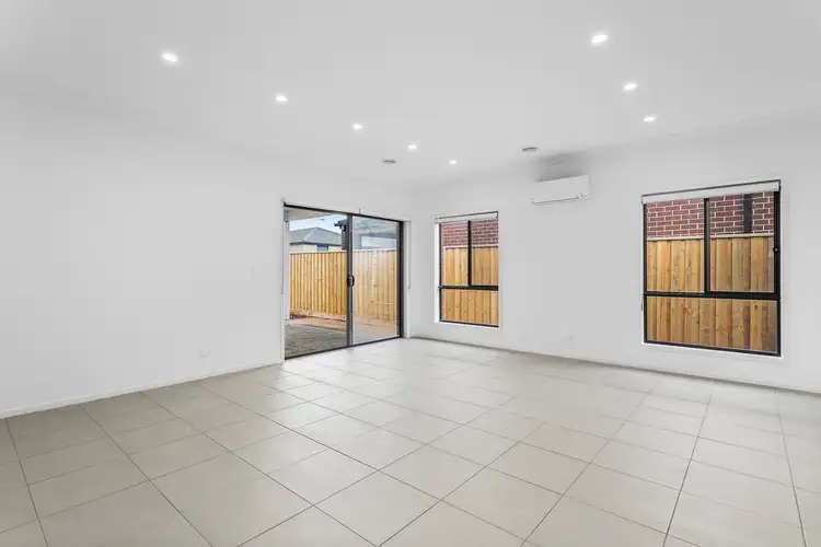 Third view of Homely house listing, 32 Hourigan Way, Werribee VIC 3030