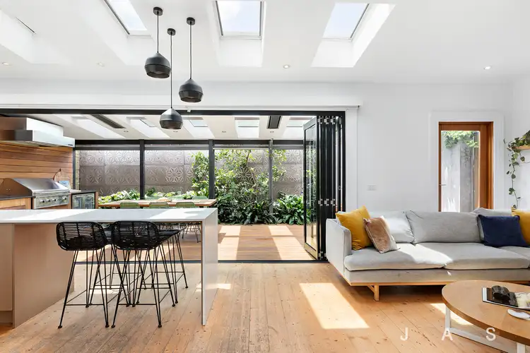 Second view of Homely house listing, 5 Bourke Street, Seddon VIC 3011