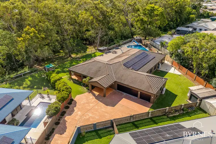 7 Riverside Place, Telina QLD 4680