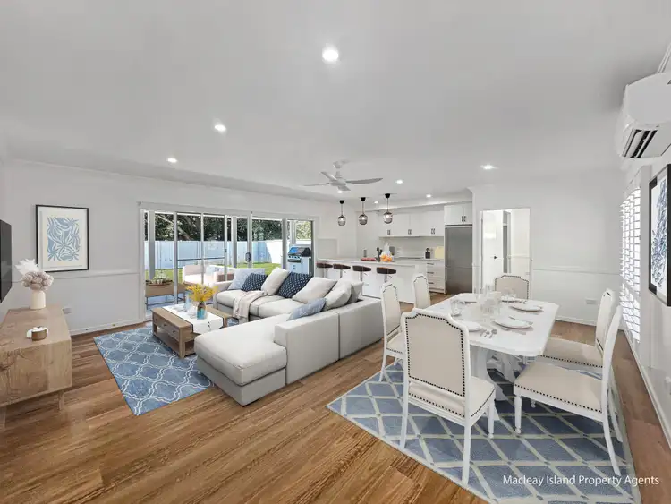 7 Hamilton Parade, Macleay Island QLD 4184