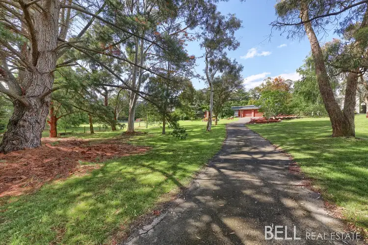 8 Warburton Highway