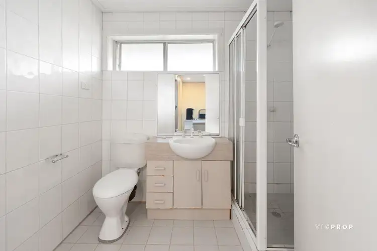 Sixth view of Homely flat listing, 16/2-4 The Gables, Albion VIC 3020