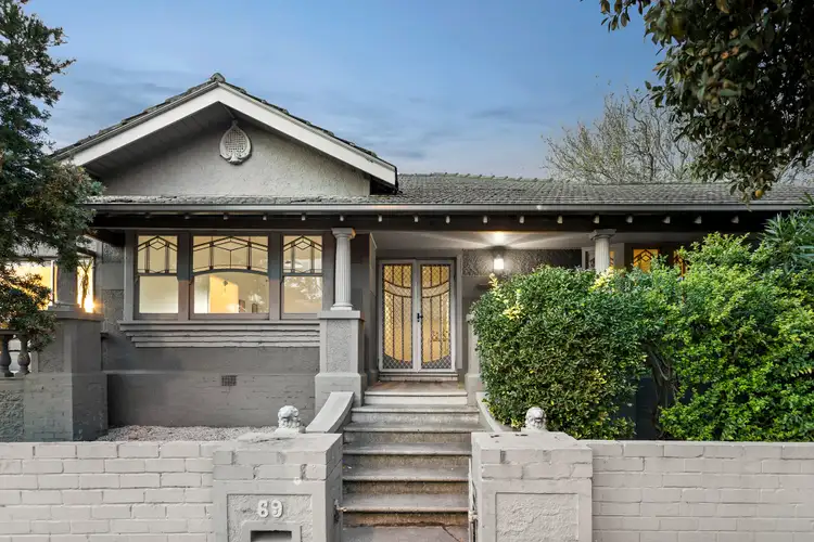 69 Ormond Esplanade, Elwood VIC 3184