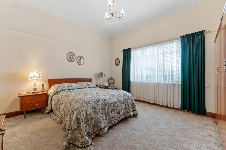 Fifth view of Homely house listing, 2 Valencia Street, Aberfeldie VIC 3040