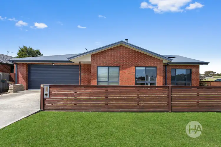 40 Peverill Crescent, Wonthaggi VIC 3995