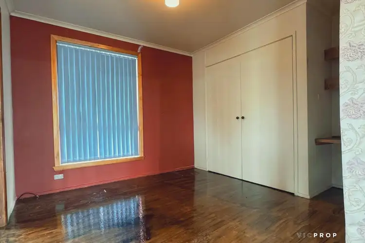 Seventh view of Homely house listing, 1 Lee Street, St Albans VIC 3021