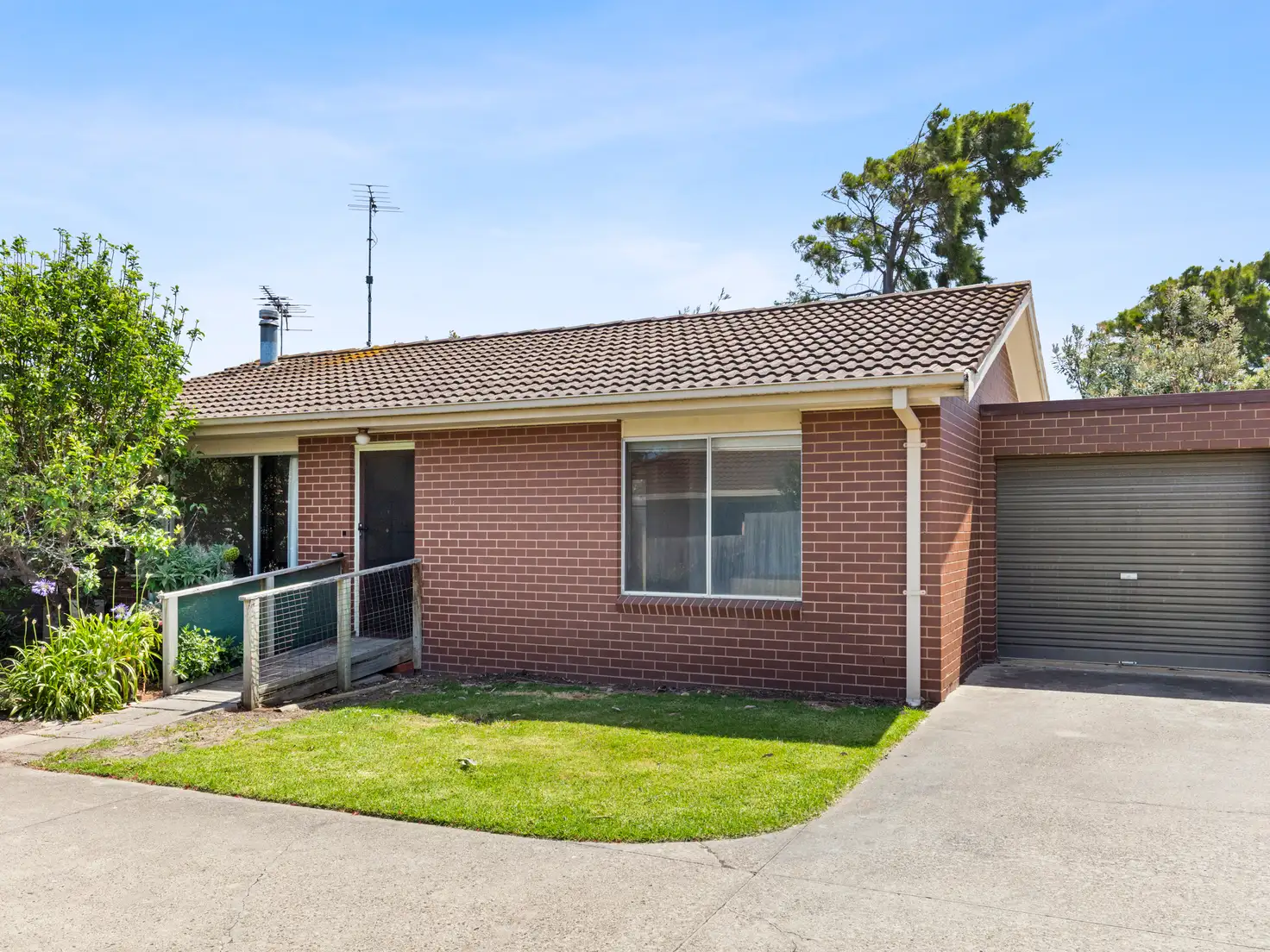 Main view of Homely unit listing, 2/71 Beach Road, Torquay VIC 3228