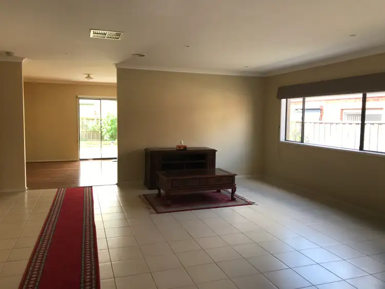 Fifth view of Homely house listing, 5 Larnook Place, South Morang VIC 3752