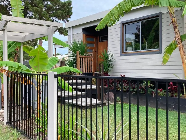 15 Udara Drive, Macleay Island QLD 4184