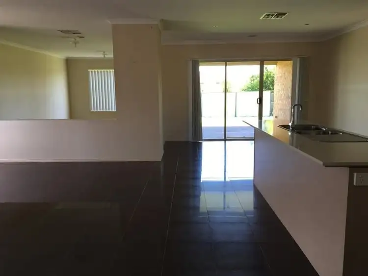 Fourth view of Homely house listing, 3 Els Court, Berwick VIC 3806