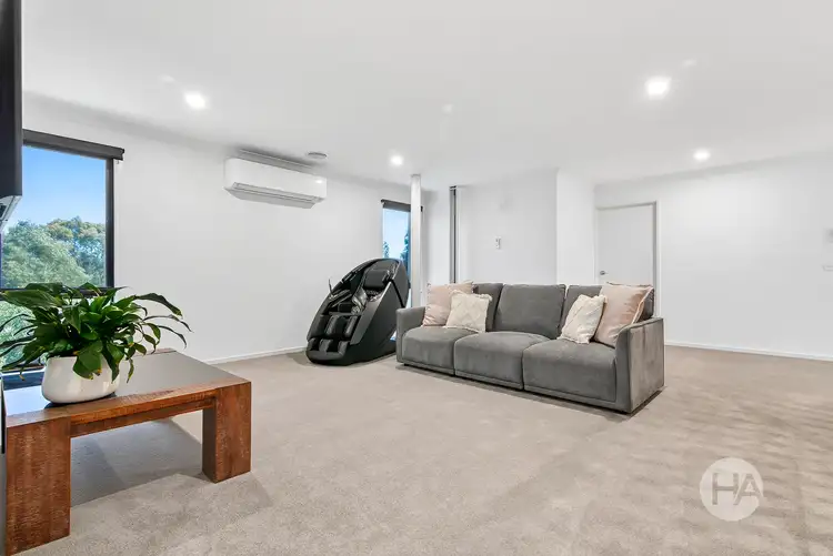 Fifth view of Homely house listing, 4 Crestwood Drive, Rosebud VIC 3939