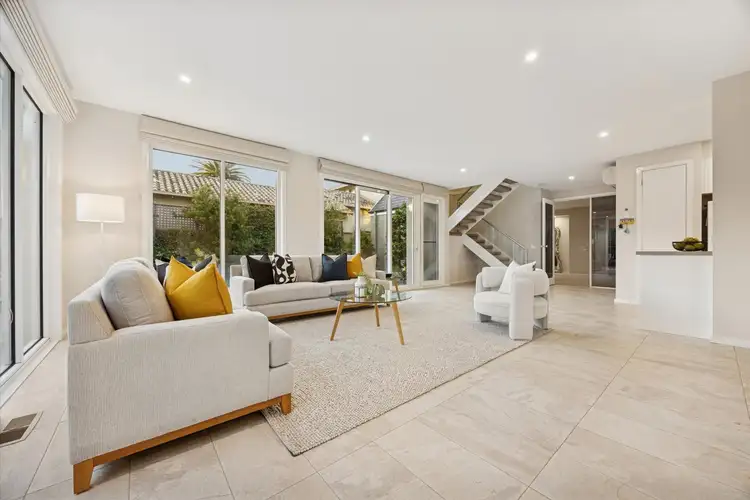 Fifth view of Homely house listing, 10 Vista Road, Hampton VIC 3188