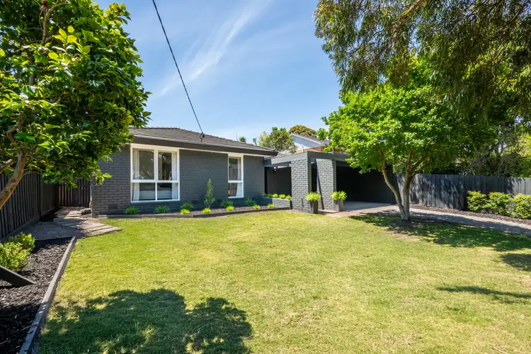 73 Weatherall Road, Cheltenham VIC 3192