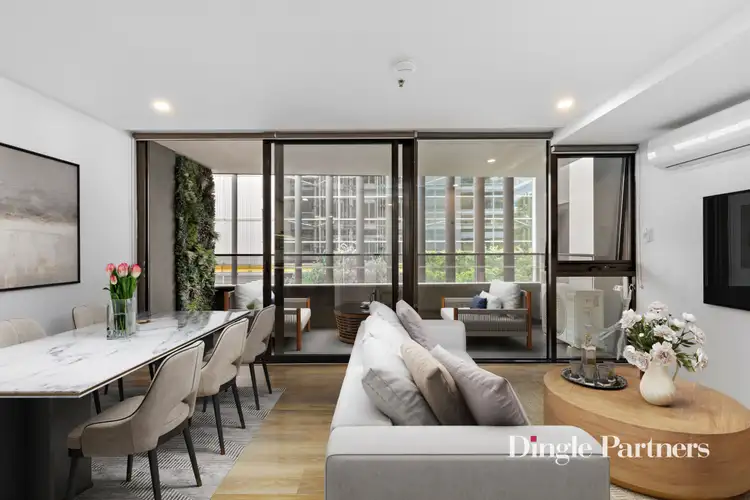 211/815 Bourke Street, Docklands VIC 3008