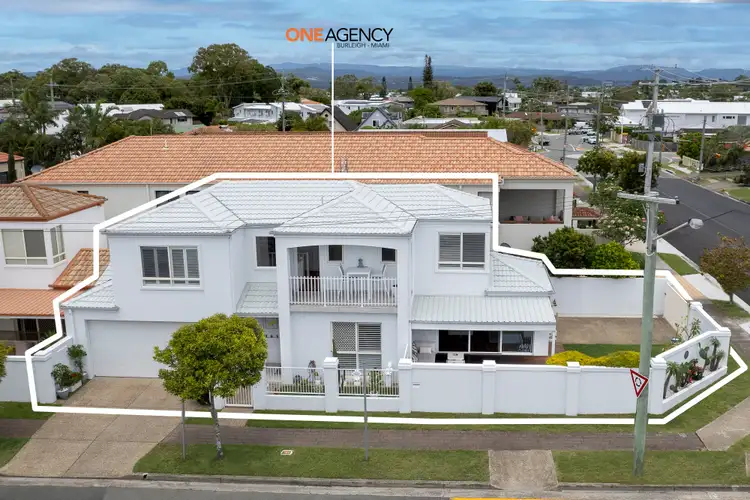 1/10 Miami Shore Parade, Miami QLD 4220