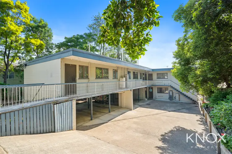 82 Woodend Road