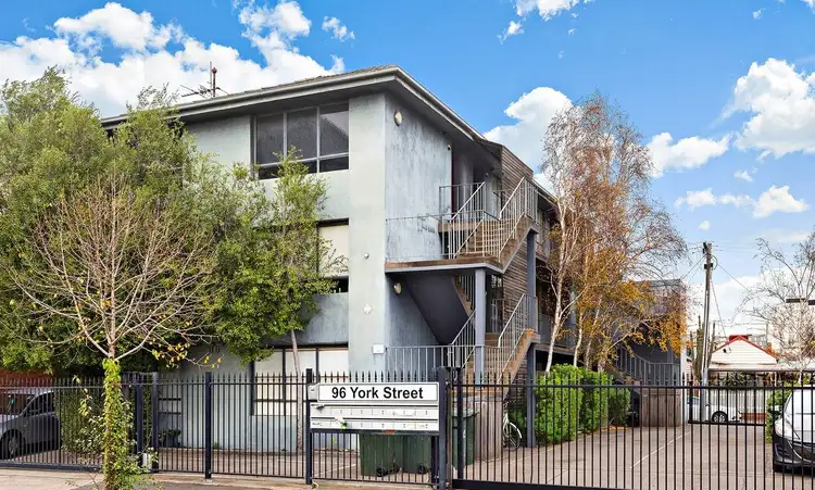 96 York Street