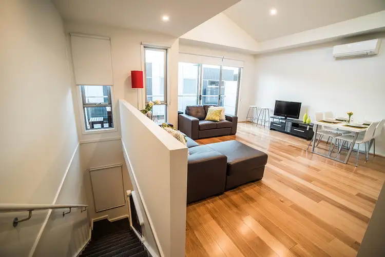 Fifth view of Homely townhouse listing, 7 Erinvale Close, Mooroolbark VIC 3138