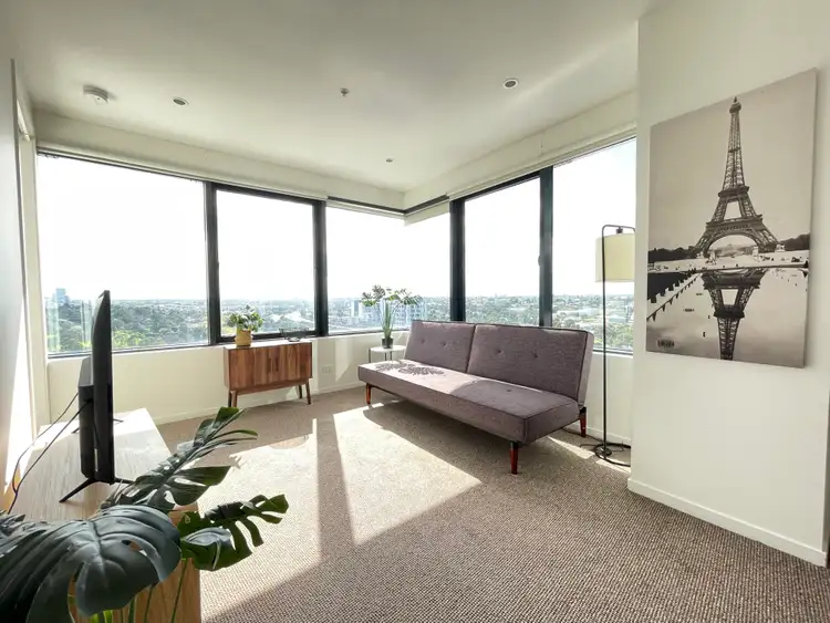 18 Mount Alexander Road