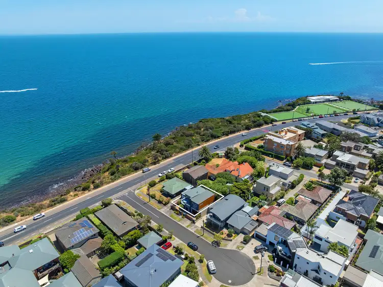 1 Rockcliff Court