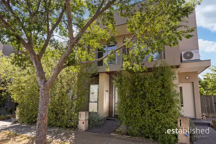83 Barron Street